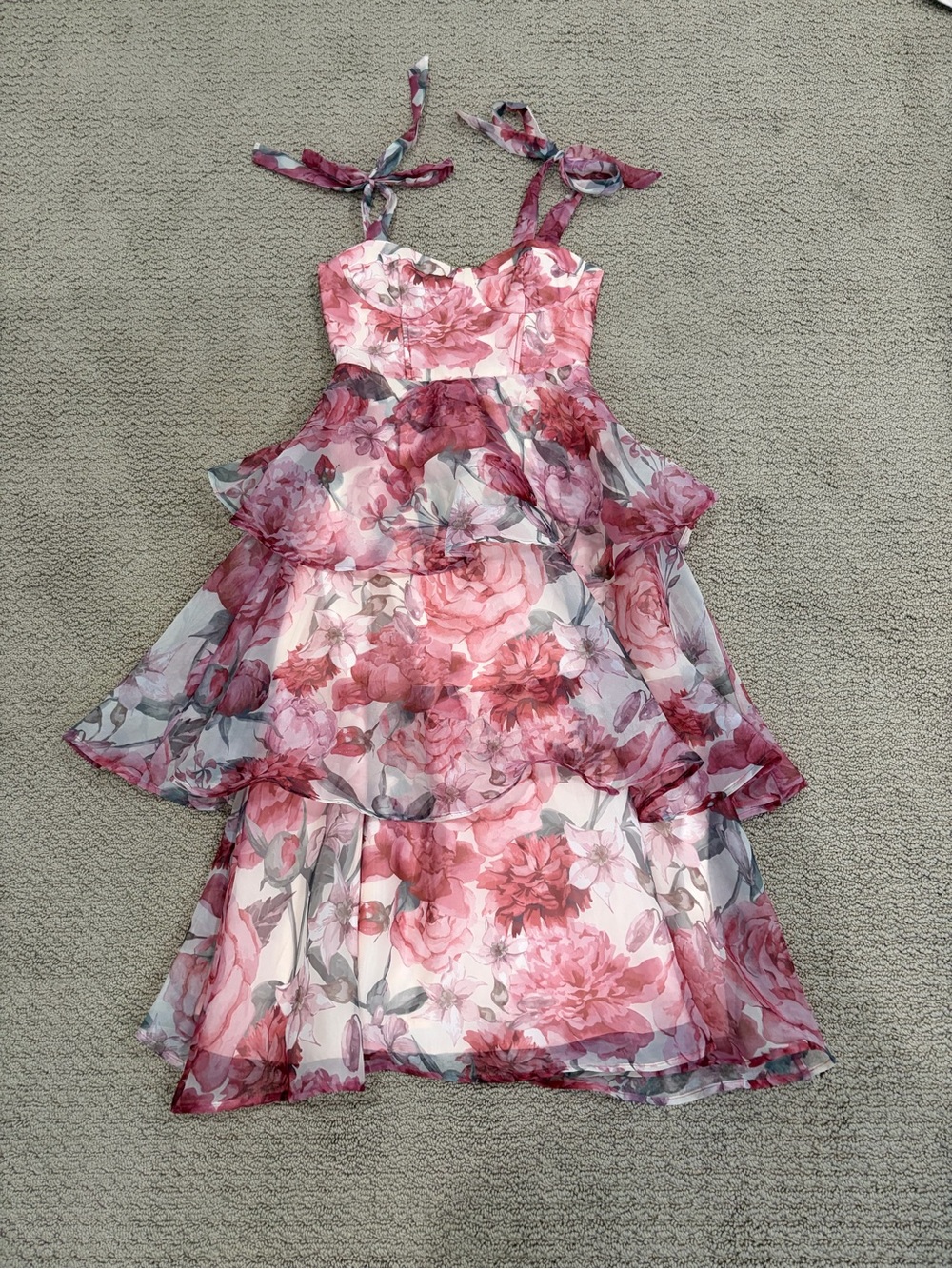 Women’s tiered flowy floral maxi dress corset bodice tie straps